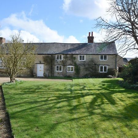 The Old School Bed and Breakfast Bicester Eksteriør billede