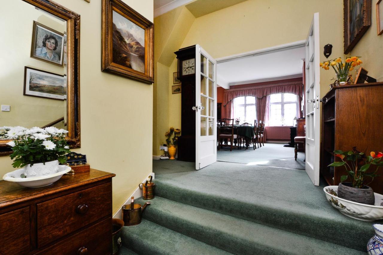 The Old School Bed and Breakfast Bicester Eksteriør billede